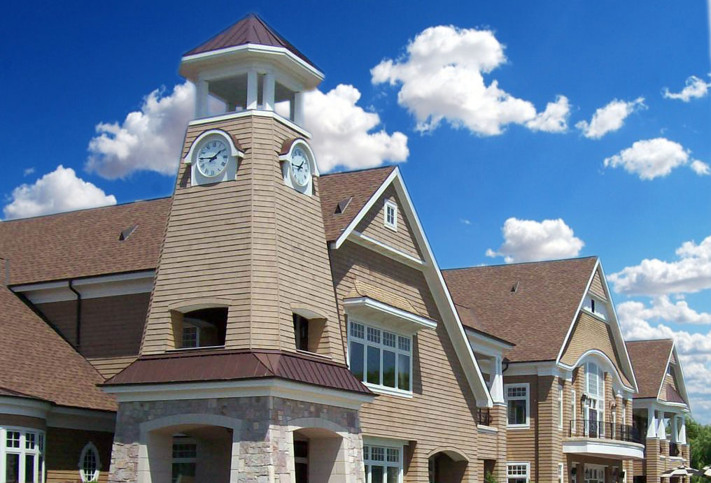 Golf clubhouse clock