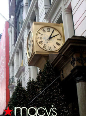 Macy's-Main-Facade-Clock-sm