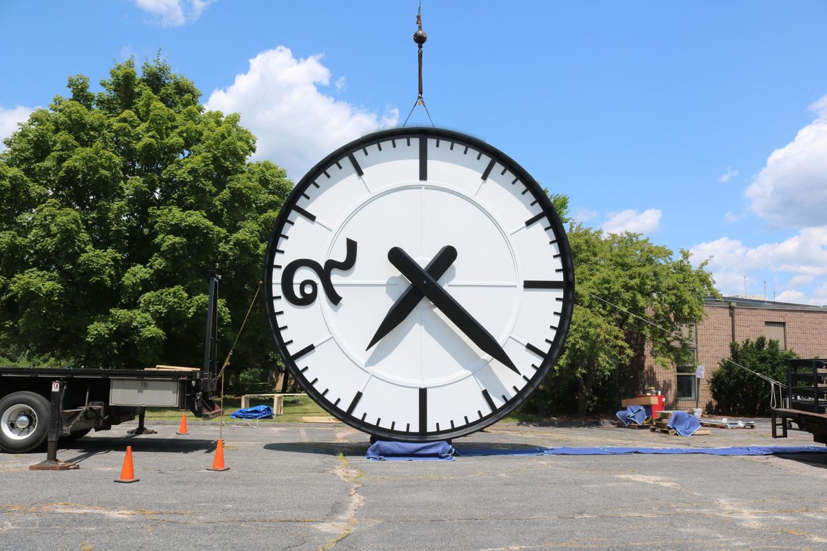 Monumental Clock - Bang Sue Central Station in Chatuchak, Bangkok