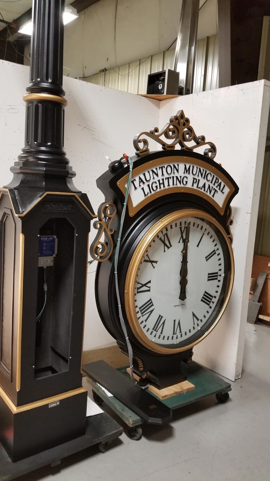 2 Dial Howard Large - Illum Header Post Clocks | Electric Time®