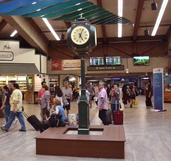 Post Clock Kahului Airport - Kahului, HI