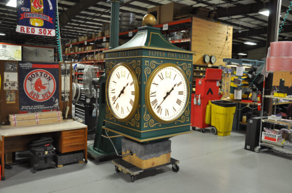 Four Score II Model 4M Street Clock