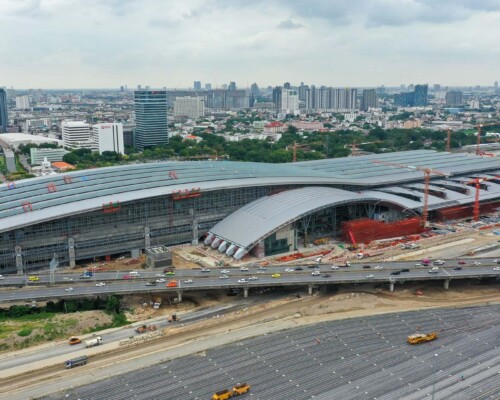 Bang Sue Central Station under construction