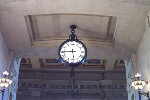 Re-installation of Double-sided Union Station Clock